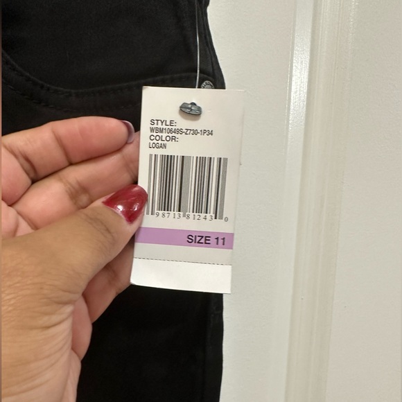 ULTRAFIT SKINNY BLACK PANTS - Picture 5 of 5